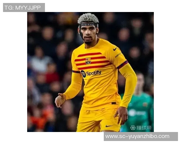 每体为巴萨评分:阿劳霍8分最高,孔德4分最低